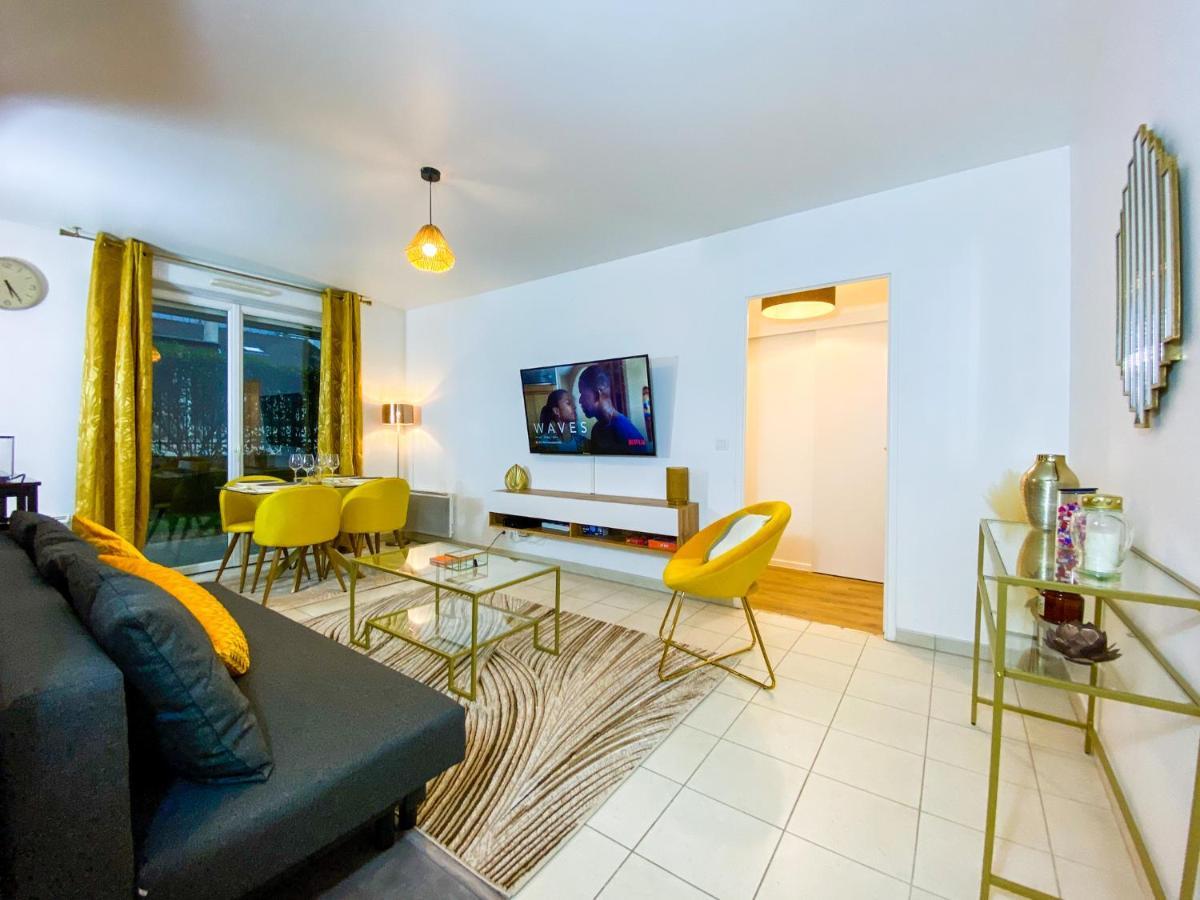 The Golden House * Parking * Garden Apartment Corbeil-Essonnes Exterior photo